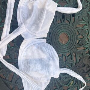 Monday Swimwear White Covelly Top Size V